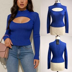 239 Say What | NWT $34 Blue Cut-Out Sweater Top (Size M)